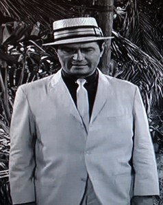 Larry Storch not being  Randolphy Agarn.